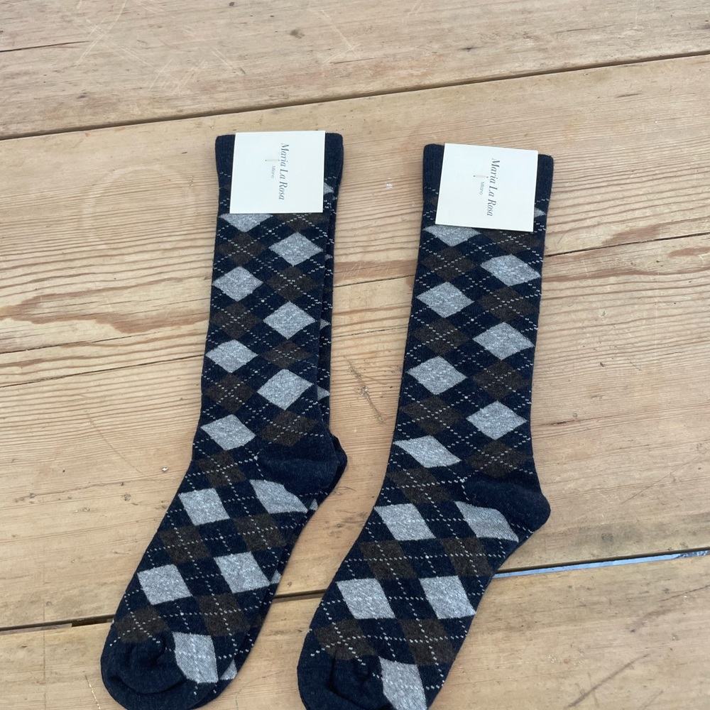 Maria de La Rosa Airgyle socks NWT